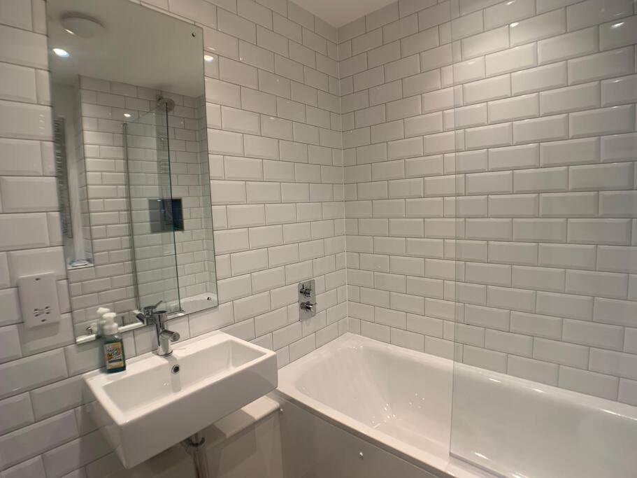 Lovely Central Bournemouth Flat 10 Minute To Beachアパートメント エクステリア 写真