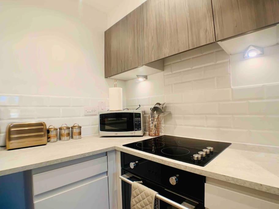Lovely Central Bournemouth Flat 10 Minute To Beachアパートメント エクステリア 写真